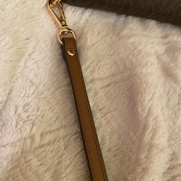 Michael Kors Wristlet - Picture 7 of 10